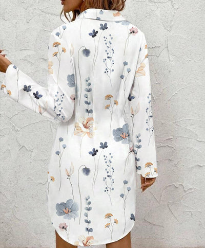 Mini kjole med friske blomsterprint og ærmeløs