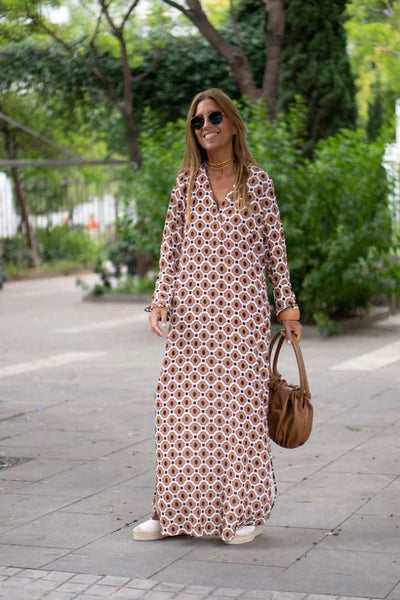 Bellevo | Elegant Kjole med Brun Print