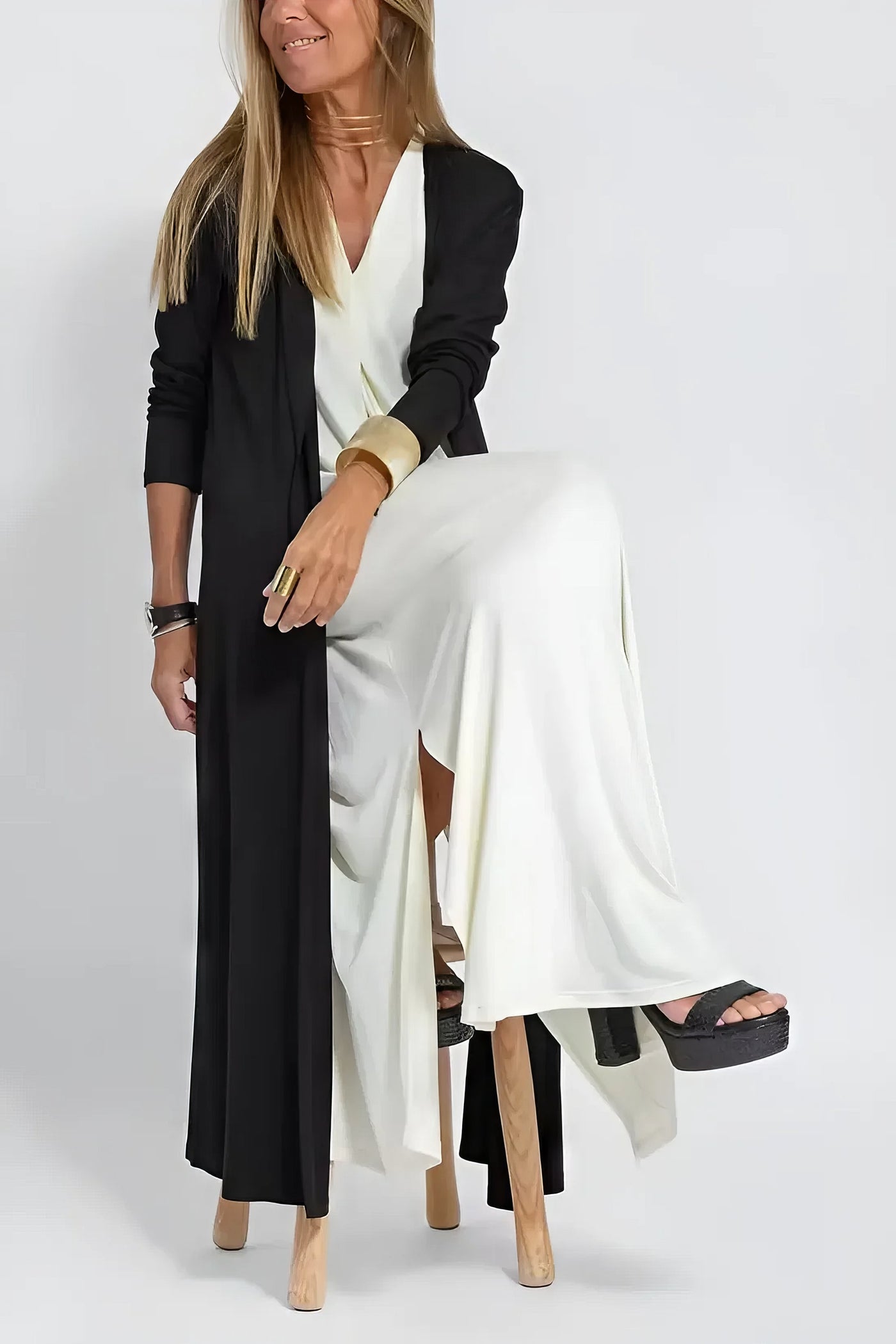 Elegant Lang Kjole + Matchende Cardigan SOM EN GAVE